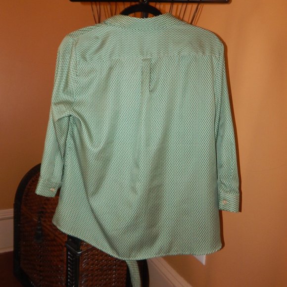 Ladies The Limited Button Front Blouse Top Shirt Size L Green/Cream Design - Picture 7 of 8